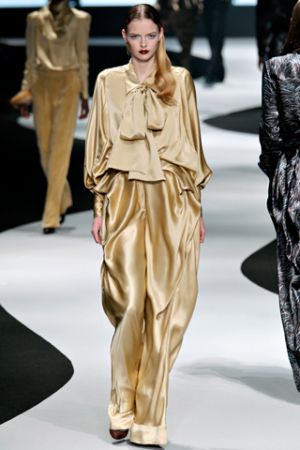 Beautiful pictures of gold - Viktor and Rolf Fall 2012 RTW collection.jpg